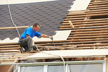 5 Signs It's Time For A Roof Replacement